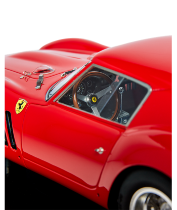 Ferrari 250 GTO model basket pas cher