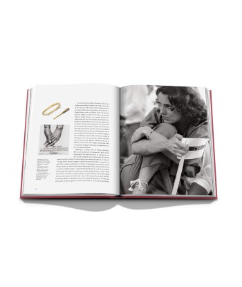 Book Cipullo: Making Jewelry Modern 2023