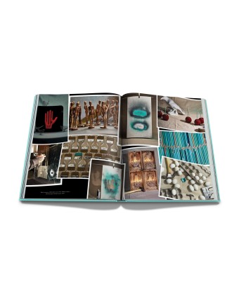 Book Windows at Tiffany and Co.: Impossible Collection Comparez plus de prix